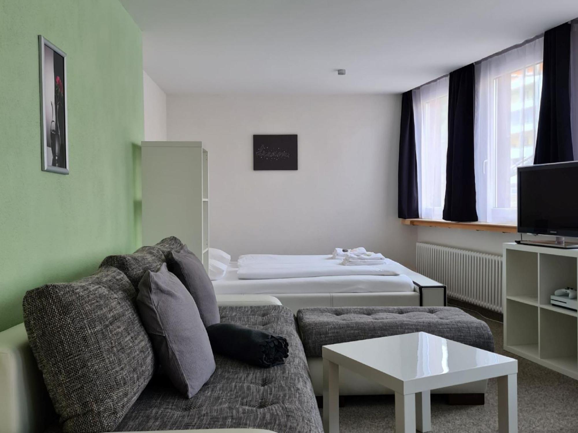 Fewo D'Rock Arosa- Center Of Nightlife By Nature Apartments Switzerland Exterior photo